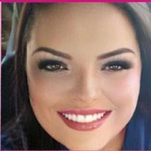 Meet your Posher, Tara n ryan